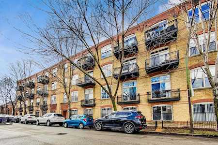 1740 N Maplewood Ave #208 Chicago, IL 60647