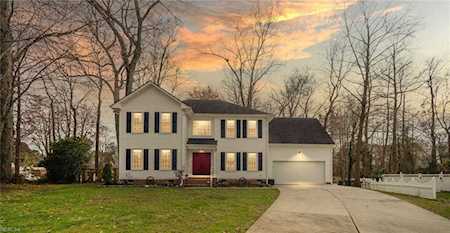 2801 Crossings Dr Chesapeake, VA 23321
