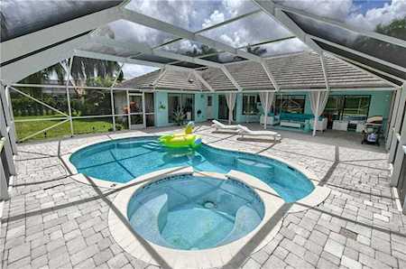 10374 Canoe Brook Cir Boca Raton, FL 33498