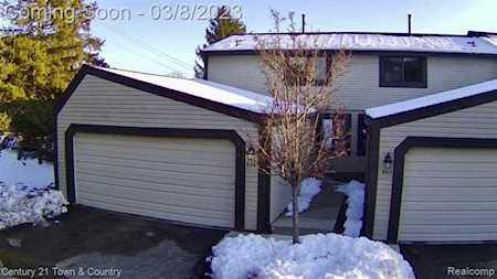 954 New Haven Northville, MI 48167