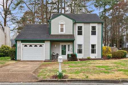 234 Seasons Trl Newport News, VA 23602