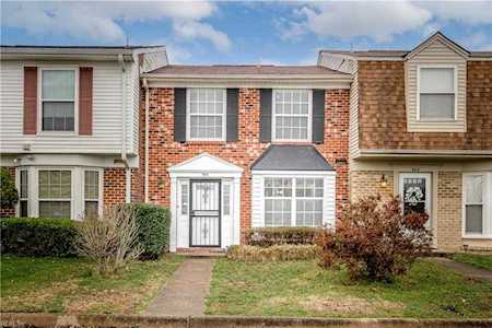 945 Northwood Dr Virginia Beach, VA 23452