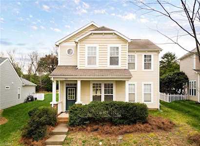 113 Townpark Drive Advance, NC 27006