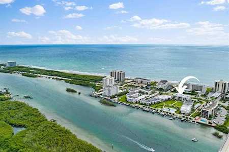 275 Beach Road #D101 Tequesta, FL 33469