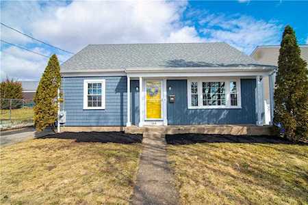 166 Freeborn Ave East Providence, RI 02914