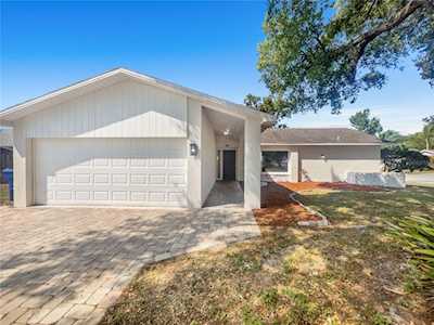 8121 Pepperidge Ln Port Richey, FL 34668