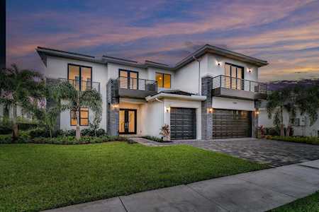 6966 NW 28th Avenue Boca Raton, FL 33496