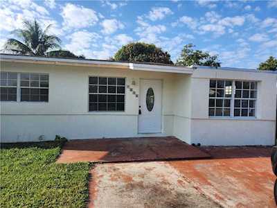 6236 SW 23rd St Miramar, FL 33023