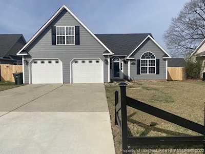 1536 Laurel Oak Dr Fayetteville, NC 28314