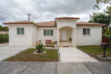 1395 SW 59th Ave West Miami, FL 33144