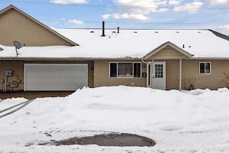 6805 York Place N Brooklyn Center, MN 55429