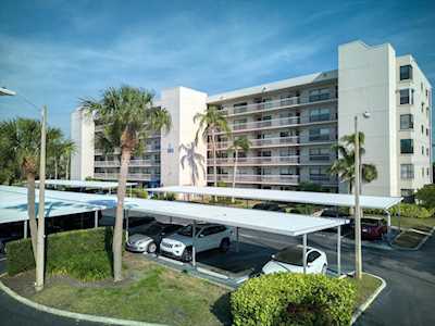 1324 Pasadena Ave S #201 South Pasadena, FL 33707