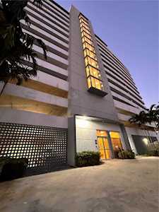 36 NW 6th Ave #601 Miami, FL 33128