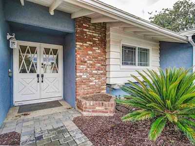 1161 Suburban Hills Dr. Escondido, CA 92027