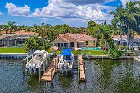 3874 48th Ave S St. Petersburg, FL 33711