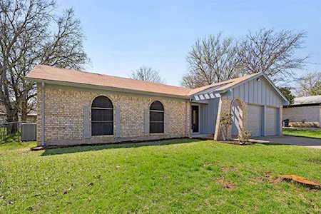 000 Confidential Ave. Forest Hill, TX 76140