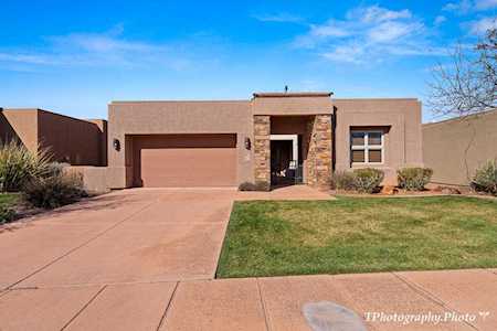 2085 N Tuweap DR #30 St George, UT 84770