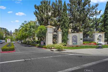 2122 Watermarke Place Irvine, CA 92612