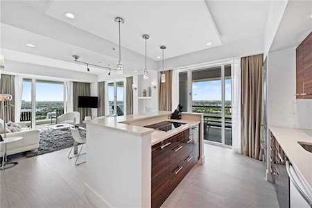 551 N Fort Lauderdale Beach Blvd Blvd #R2202 Fort Lauderdale, FL 33304