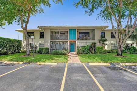 9935 Pineapple Tree Drive #207 Boynton Beach, FL 33436