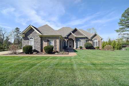 8021 Caliterra Dr Charlotte, NC 28227