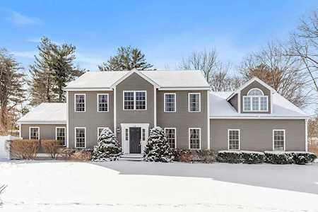 163 Settlers Path Lancaster, MA 01523