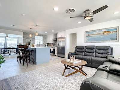 152 Avalon Ave Flagler Beach, FL 32136