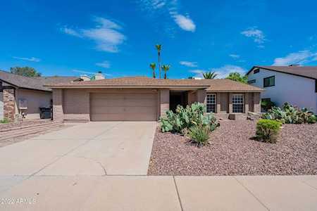 948 W Osage Avenue Mesa, AZ 85210
