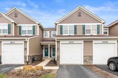 2511 Oneida Ln #2511 Naperville, IL 60563