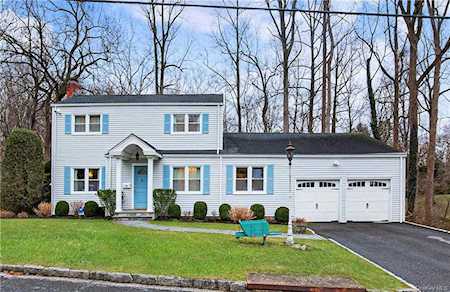 54 Reynal Road White Plains, NY 10605