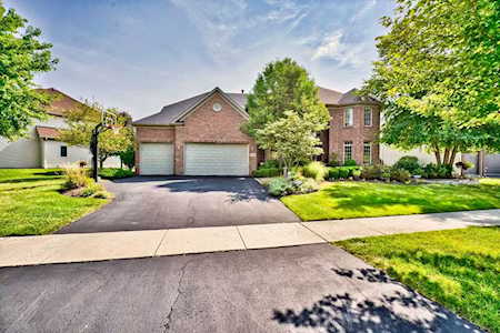 1866 Pampas Circle Bolingbrook, IL 60490