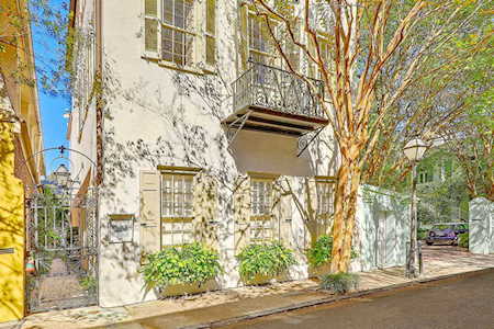 6 Tradd St Charleston, SC 29401