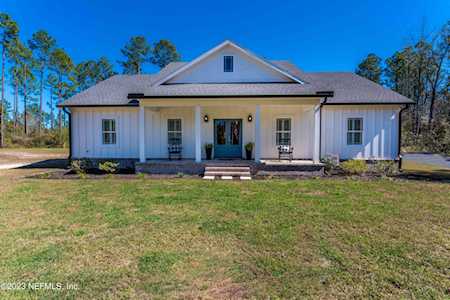 7048 Cottontail LN Glen St. Mary, FL 32040
