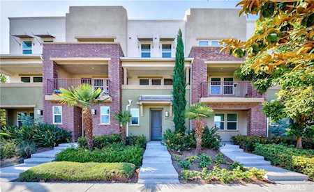 5877 Rostrata Ave Buena Park, CA 90621