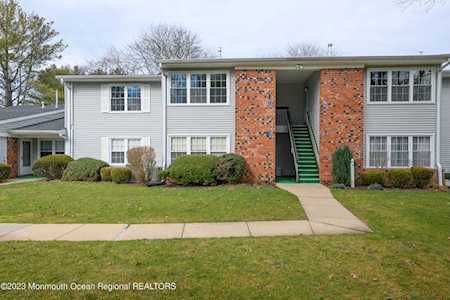 72 Cranberry Ct Red Bank, NJ 07701