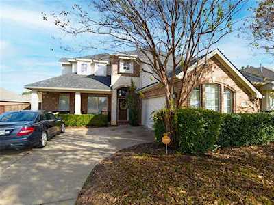 1404 Parkside Drive Mansfield, TX 76063