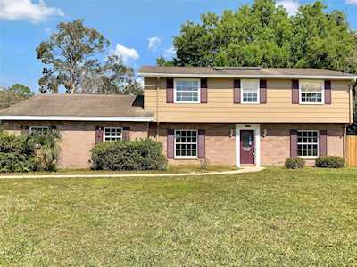 806 Bannockburn Ave Temple Terrace, FL 33617
