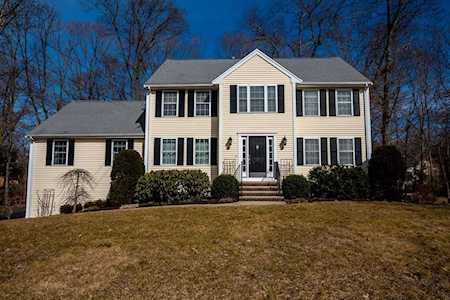 10 Bridget Way Attleboro, MA 02703