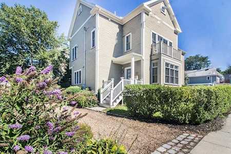 176 Raymond St #176 Cambridge, MA 02140