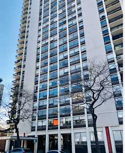 1455 N Sandburg Terrace #1109 Chicago, IL 60610