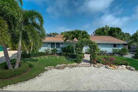 160 Meredith Dr Englewood, FL 34223