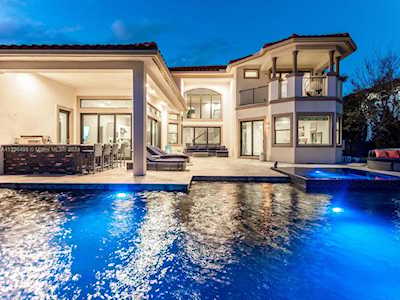 10320 S Barnsley Dr Parkland, FL 33076