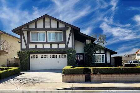 2 Saratoga Irvine, CA 92620