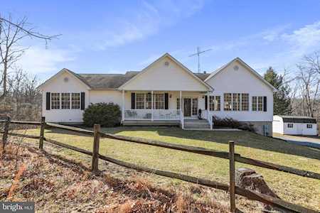 587 Tilhance Rd Hedgesville, WV 25427