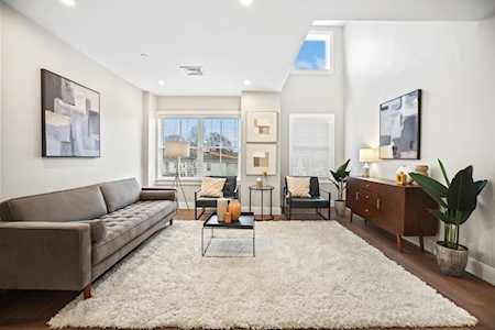 425 Lagrange Street #104 Boston, MA 02132