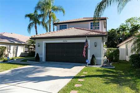 18254 NW 21st St Pembroke Pines, FL 33029
