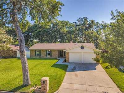 1129 Oak Glen Circle Fort Worth, TX 76114