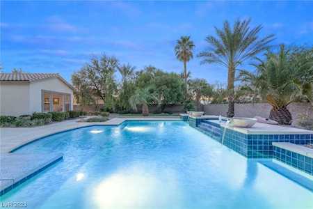 360 Hedgehope Dr Las Vegas, NV 89183
