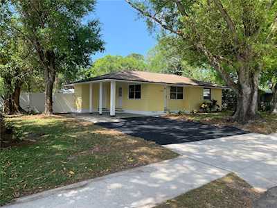1305 11th Ave W Palmetto, FL 34221