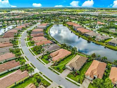 5222 Castello Ln Bradenton, FL 34211